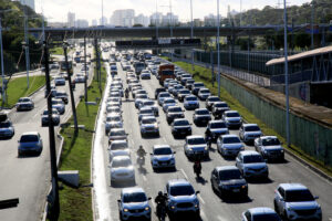 voitures trafic dense loi mobilité