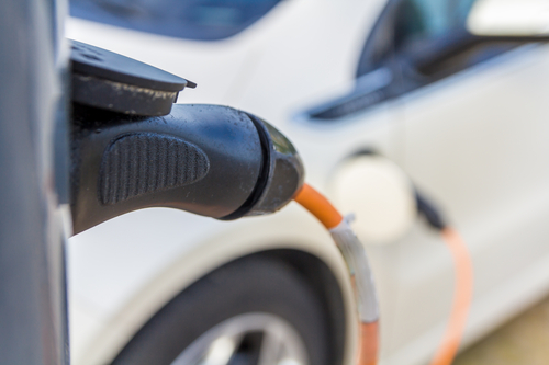 Pourquoi superviser la recharge des voitures électriques en entreprise ?