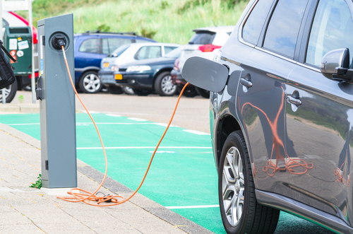 Pourquoi développer son Infrastructures de Recharge pour Véhicules Électriques en milieu privé ?